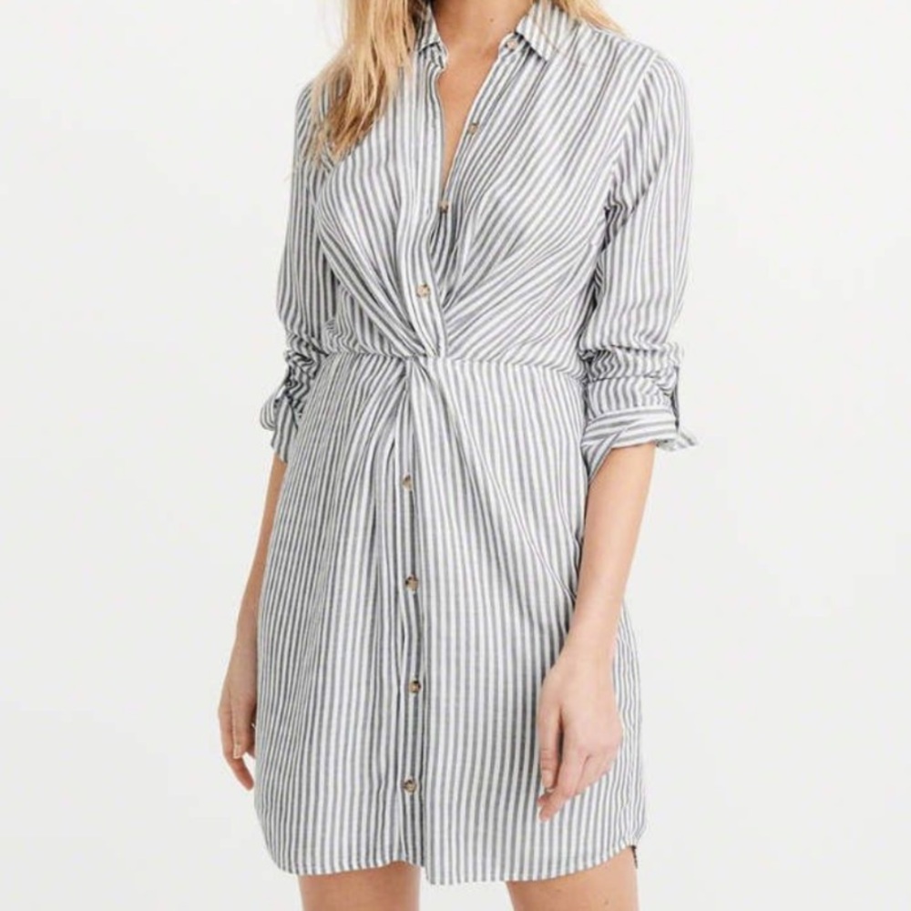 Abercrombie & Fitch Black & White Striped Long Sleeve Dress